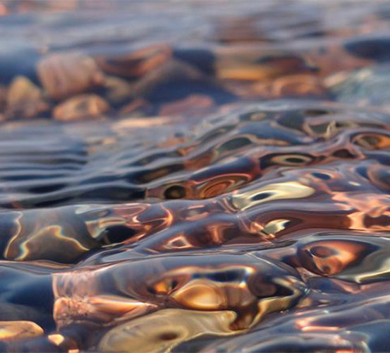 Detalle de piedras río